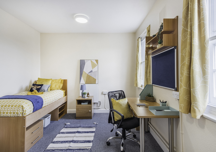 Large Single Room